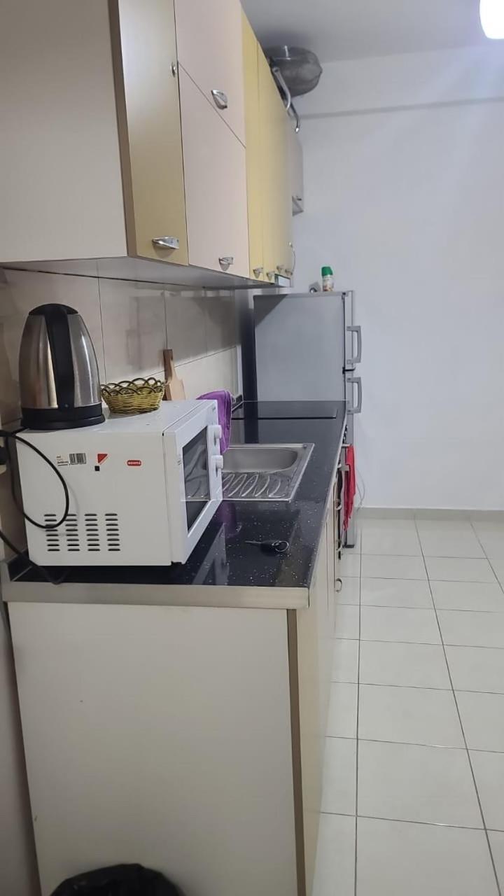 Sea View Studio Дуррес Экстерьер фото